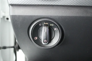 Volkswagen Up! 1.0 66pk Active Camera Cruise Stoelverwarming / 15