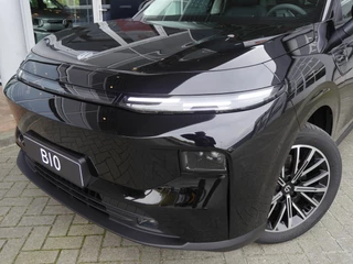 Leapmotor B10 Design ProMax 67.1 kWh | Navigatie | Rondom camera | 18inch Velgen | Elektrisch bedienbare achterklep | Panoramdak | Op bestelling leverbaar / 9