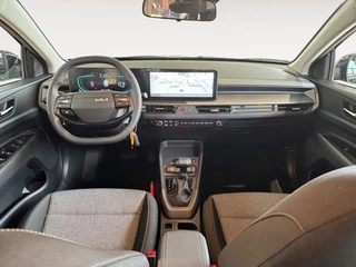 Kia Stonic 1.0 T-GDi MHEV DynamicPlusLine | NU MET €1.000,- inruilpremie! | Parkeersensoren voor- en achterzijde | Climate Control / 15