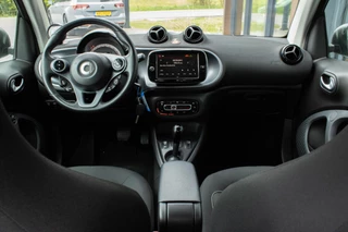Smart fortwo EQ Comfort 18 kWh|Cruise Control|Automatische verlichting| / 26