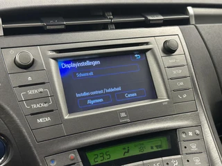Toyota Prius 1.8 Plug-in Dynamic Business CAMERA NAVI ECC CRUISE TREKHAAK. / 49