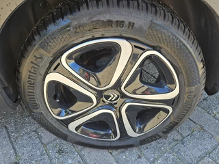 Citroën C3 1.2 PureTech Feel / 8