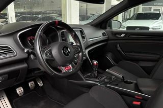 Renault Mégane 1.8 RS 280pk | HANDBAK | LED | 18" LMV | 4WS | / 2