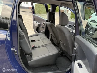 Dacia Lodgy 1.2 TCe Ambiance 5p. AIRCO PARKEERSENS. MISTLAMP / 13