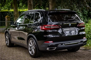 BMW X5 xDrive45e Executive  Camera 20" Luchtvering Memory Carplay / 16