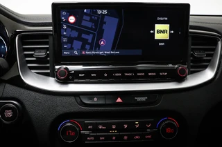 Kia ProCeed 1.5 T-GDI GT-Line | CAMERA | CLIMATE CONTROL / 39