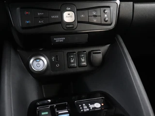 Nissan Leaf N-Connecta 40 kWh / 24