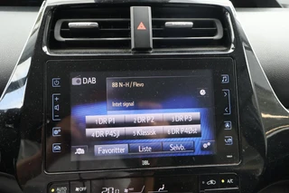 Toyota Prius 1.8 Plug-in Executive LED APPLE/ANDROID HEAD UP DISPLAY JBL NAVI KEYLESS / 14