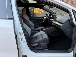 Volkswagen Golf 2.0 TSI GTI Panodak Leer Stoelverkoeling Head-Up / 20