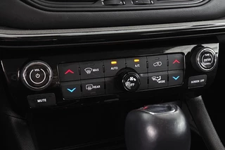 Jeep Compass 4xe 240 Plug-in Hybrid Electric S Leder Stuur-Stoelverwarming Apple Carplay / 26