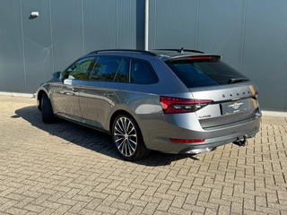Skoda Superb Combi 1.5 TSI Sportline * Trekhaak * AUTOMAAT * Navigatiesysteem * Achterbank verwarmd * / 13