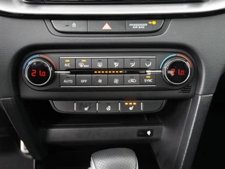 Kia XCeed 1.5 T-GDi GT-Line  - Automaat - Panorama dak - Stoel/Stuur verwarming - Navigatie - Climate Control - Achteruitrijcamera - Elektrische Achterklep - 7 jaar of 150.000km Fabrieksgarantie / 32