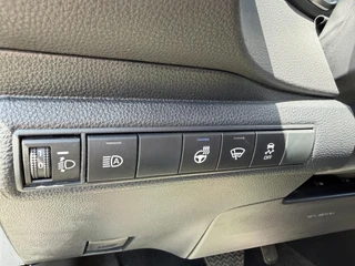 Suzuki Swace 1.8 Hybrid Style / 13