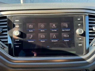 Volkswagen T-Roc 1.0 TSI Style * Navigatiesysteem * Stoelverwarming * Adaptieve Cruise Control * Parkeercamera * / 18