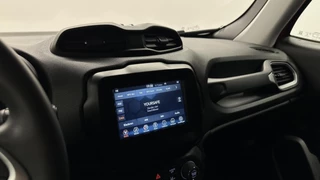 Jeep Renegade 1.0T Longitude CRUISE CARPLAY NAVI ECC DAB. / 34