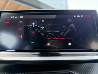 Peugeot 208 100pk GT (Camera - Keyless Entry - Parkeersensoren V+A - LED - Navigatie - Automatische Airco - Draadloos laden - Apple Carplay - 3D Cockpit) / 25
