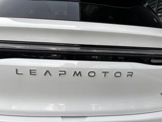 Leapmotor C10 REEV 28.4kWh Design / 30