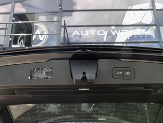 Volvo V60 T6 AWD Ultra Bright / 21