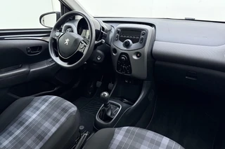 Peugeot 108 1.0 e-VTi Blue Lease | Elek. ramen | Airco | Stuurbediening | Centrale deurvergrendeling | / 14