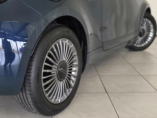 Fiat 500 1.0 Hybrid Torino Launch Edition | Apple-Android | Cruise Control | Parkeersensoren / 16