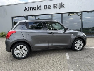 Suzuki Swift 1.2 Select Smart Hybrid / 4