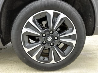 Suzuki Vitara 1.4 Boosterjet Comfort Smart Hybrid | Adaptive Cruise | Stoelverwarming | Navigatie | Camera | Panoramadak / 9