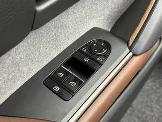 Mazda MX-30 e-SkyActiv R-EV 170 Makoto Trekhaak | Head-UP | BOSE | 360 Camera | Premium Pack / 13
