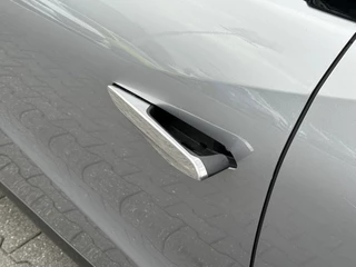 DS DS 3 1.2 PureTech Performance Line  Camera / Navigatie / Keyless / 16