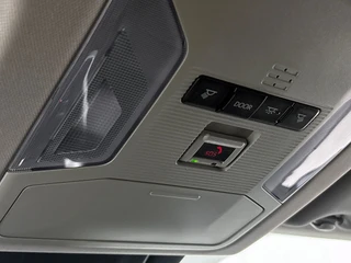 Toyota RAV4 2.5 Hybrid Active Automaat | Adaptive Cruise | Stoelverwarming | CarPlay | Camera | Trekhaak / 30