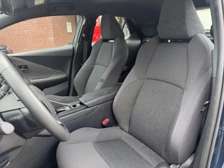 Toyota C-HR 1.8 HYBRID 140 CAMERA APPLE/ANDROID BLIND-SPOT AD-CRUISE 17'' LM-VELGEN NL-AUTO CLIMA BLUETOOTH / 2