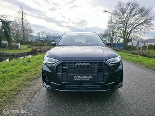 Audi Q3 40 TFSI Quattro S-Line / Pano / 360' / Carplay / 40