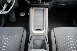 CUPRA Born Adrenaline 82 kWh|1E EIGENAAR|97% SOH|CAMERA|ADAPT. CRUISE|STUUR VERWARMD|KEYLESS|CARPLAY / 17