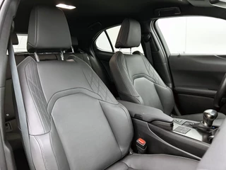 Lexus UX 250h F Sport Design | Automaat | Adaptive Cruise | Leder / 13