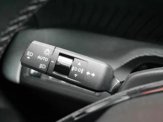 Citroen C3 1.2 Turbo 100pk Max | Uit voorraad leverbaar | Zwart dak | Stoelverwarming | Stuurverwarming | Camera | Lichtmetalen velgen | Apple Carplay / 14
