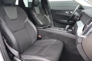 Volvo XC60 2.0 T6 310pk AWD Heico Sport - Panoramadak - 22 inch - Head up - Half leder - Camera / 13