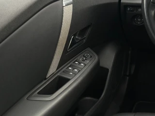 Citroen C4 1.2 Puretech Shine | Camera | PDC | ACC | Stoelverwarming | / 14