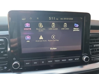 Kia Stonic 1.0 T-GDi MHEV DynamicPlusLine Navi | Stoel en stuurverwarming | Camera | Keyless met startknop | Apple Carplay / Android Auto | Getinte ramen achter | Fabrieksgarantie | NAP / 24