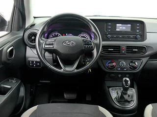 Hyundai i10 1.2 automaat | 15" LMV | Airco | Parkeersensoren / 4