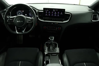 Kia ProCeed 1.5 T-GDi GT-Line AUTOMAAT  - Stoel/Stuur verwarming - Apple Carplay/Android Auto - Achteruitrij camera - Adaptieve cruise control - Navigatie - Fabrieksgarantie t/m 25-11-2031 / 32