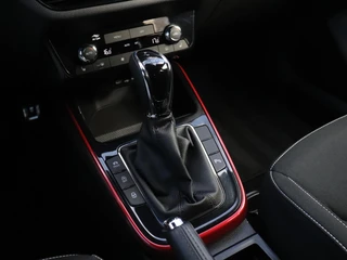 Skoda Fabia 1.0 TSI Monte Carlo | AUT. | SPORTSTOELEN | CAMERA | STOELVERW. | CRUISE | NAVI | APPLE CARPLAY | / 22