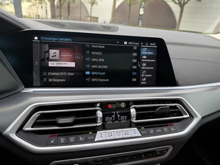 BMW X5 xDrive45e High Executive LASER LED| ELEKTRISCHE TREKHAAK | PANO| HUD| BMW DEALER ONDERHOUDEN| DRIVING ASS. PROFF| KEYLESS | MEMORY STOEL| DODE HOEK SENSOR| / 29