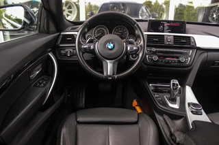 BMW 3-serie Gran Turismo 320i High Executive | Sport Line | NL auto | Keyless entry | Panoramadak | Xenon | HiFi audio | Navigatie Professional | Cruise control | M-sportstuur | PDC / 11