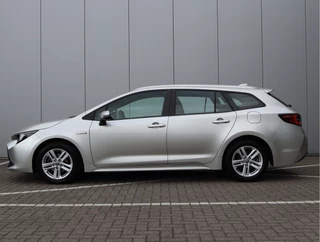 Toyota Corolla Touring Sports 1.8 Hybrid Business  | Navigatie | Stoelverwarming / 14