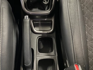 Suzuki Vitara 1.4 Boosterjet Style Smart Hybrid/ Nederlandse auto/ Afneembare trekhaak/ Pano/ Parkeersensoren/ Achteruitrijcamera / 33