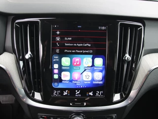 Volvo V60 2.0 T6 Recharge AWD 340PK Inscription | Memory | H&K Audio | Trekhaak / 19