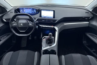 Peugeot 3008 1.2 PureTech Blue Lease Executive Navigatie | Afneembare Trekhaak | Cruise controle | Camera Achter / 23