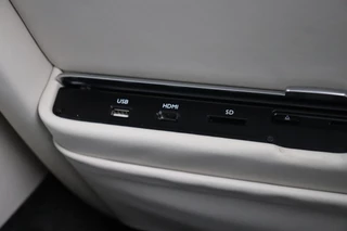 Bentley Flying Spur 6.0 W12 | LEDER | SCHUIFDAK | KERAMISCH | NAIM SOUNDSYSTEM | ENTERTAINMENT ACHTERIN | STOELVERKOELING/VERWARMING | MASSAGE | CAMERA | AIRCO | CRUISE | NAVI | / 35