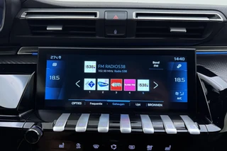 Peugeot 508 SW 1.2 PureTech GT | Achteruitrijcamera | Parkeersensoren | Full-map Navigatie | Climate control | Adaptive Cruise control | Stuurbediening | Inklapbare trekhaak | Parkeersensoren voor/achter | Verwarmde voorstoelen | Dakrails | Keyless entry | Lane-keeping system / 25
