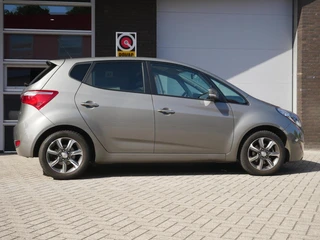 Hyundai ix20 1.6i Premium Camera| Cruise| Navi+BT / 14