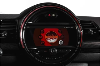 MINI Clubman 2.0 JCW ALL4 Chili  | S/K-Panodak | Adapt. Cruise | Stoelverw. | PDC | Camera | NAV + App.Connect | ECC | Harman Kardon | LM 19" | / 19